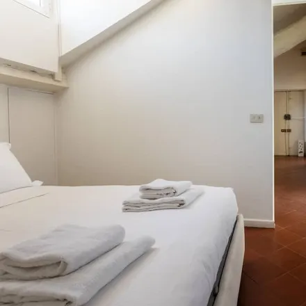 Image 2 - Via Vigevano 7 - Apartment for rent
