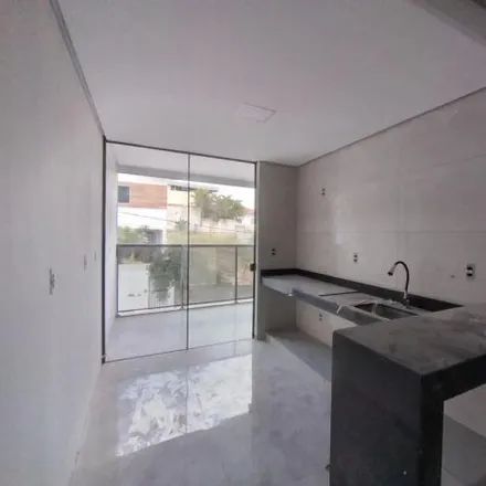 Buy this 3 bed apartment on Rua Frei Caneca in Divinópolis - MG, 35500-074