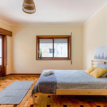 Rent this 6 bed apartment on Rua João de Oliveira Ramos in 4000-457 Porto, Portugal