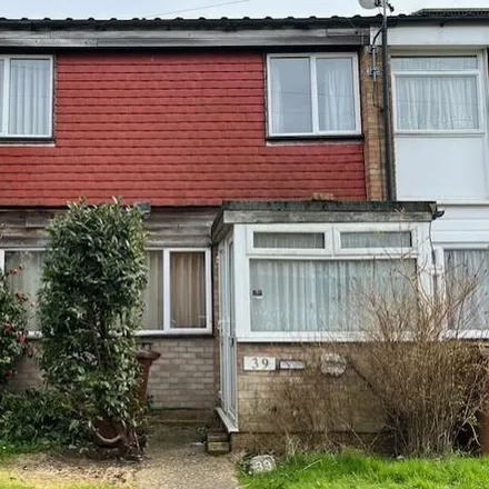 Buy this 3 bed house on Collet Walk in Rainham, ME8 9UJ