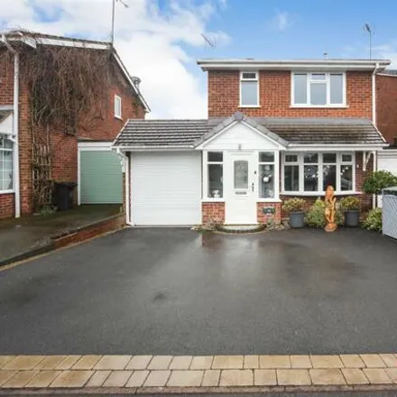 Buy this 3 bed house on Londis in Hollyberry Close, Redditch