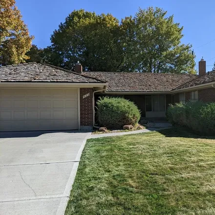 Image 1 - 425 South Fanning Avenue, Idaho Falls, ID 83401, USA - House for rent