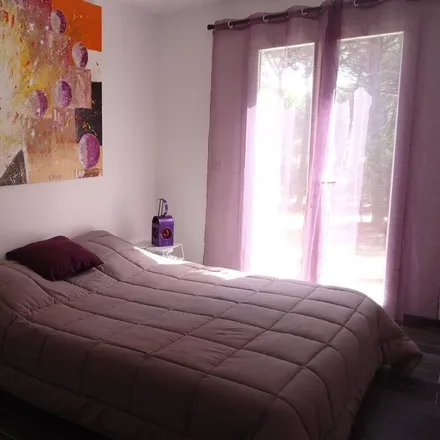 Rent this 1 bed house on Roquebrune-sur-Argens in Var, France