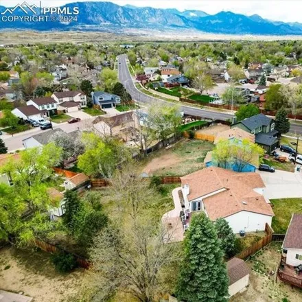 Image 4 - 330 Hinks Ct, Colorado Springs, Colorado, 80911 - House for sale
