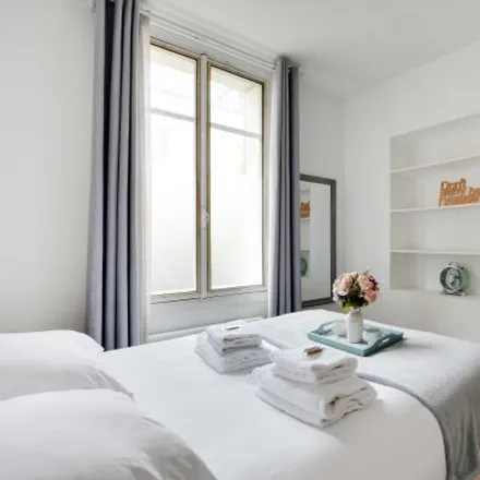 Image 9 - 6 Rue de l'Agent Bailly, 75009 Paris, France - Apartment for rent