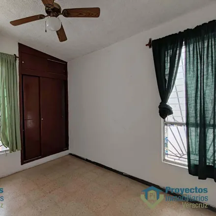 Buy this studio house on Calle Paseo de los Ébanos in Flores del Valle, 91948 Veracruz City