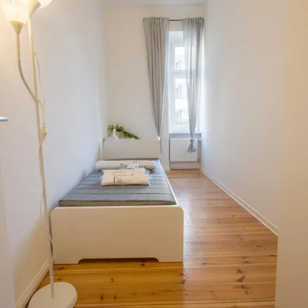 Rent this 3 bed room on Tortillería Mexa in Boxhagener Straße 50, 10245 Berlin