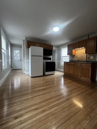 Image 5 - 34 School Street, Danvers, MA 01923, USA - Townhouse for rent