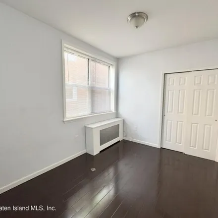 Image 5 - 431 Cromwell Ave, New York, 10305 - Apartment for rent