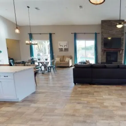 Rent this 5 bed apartment on 4227 North 68Th Street in Monterey Arcadia, Scottsdale