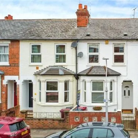 Buy this 3 bed townhouse on 95 York Road in Reading, RG1 8DU