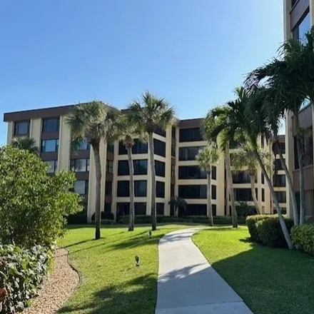 Buy this 2 bed condo on 1241 Tree Bay Lane in Sarasota County, FL 34242