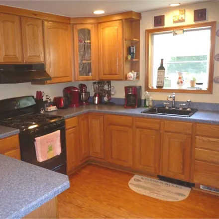 Image 3 - 115 East Central Avenue, Blue Anchor, Winslow Township, NJ 08037, USA - House for rent