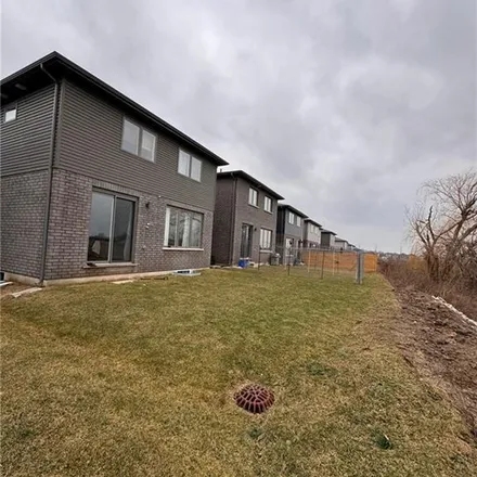 Image 7 - Bedrock Drive, Hamilton, ON L8G 3X4, Canada - Apartment for rent