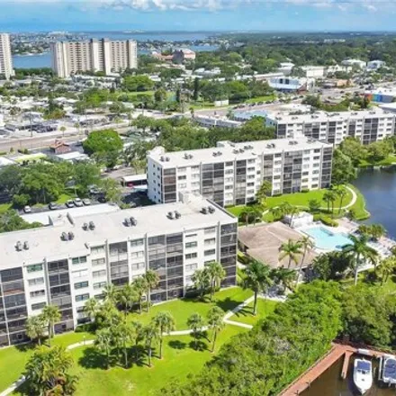 Image 3 - 1324 Pasadena Ave S Apt 608, South Pasadena, Florida, 33707 - Condo for sale