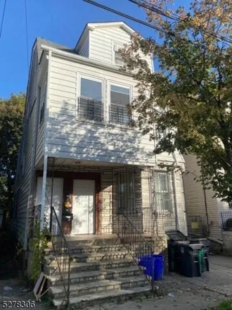 Rent this 4 bed apartment on 818 South 18th Street in Newark, NJ 07108