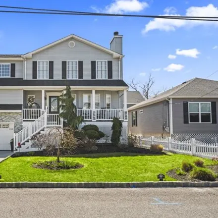 Buy this 4 bed house on 2206 Middle Avenue in Point Pleasant, NJ 08742