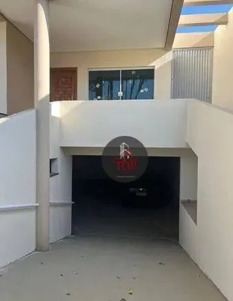 Rent this 5 bed house on Rua Nove de Julho in Olímpico, São Caetano do Sul - SP