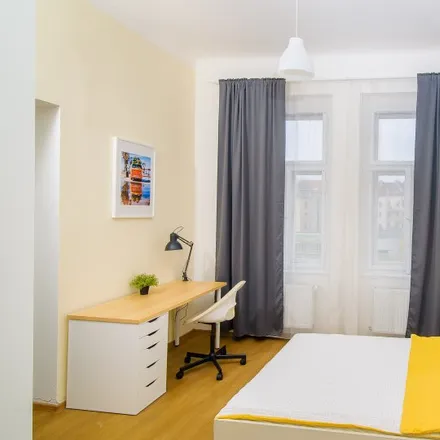 Rent this 5 bed room on Boženy Němcové 1882/3 in 120 00 Prague, Czechia