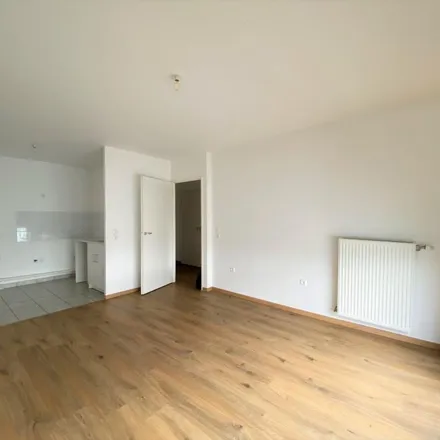 Rent this 1 bed apartment on 20 Rue Jean Hémard in 94000 Créteil, France