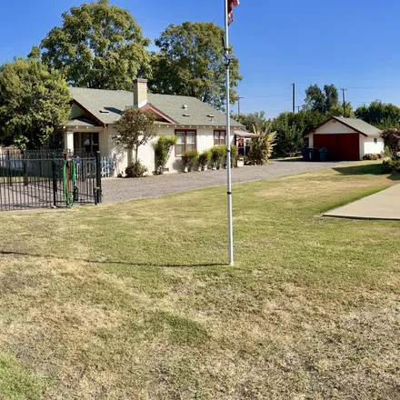 Buy this 3 bed house on 232 South Mooney Boulevard in Tulare, CA 93274