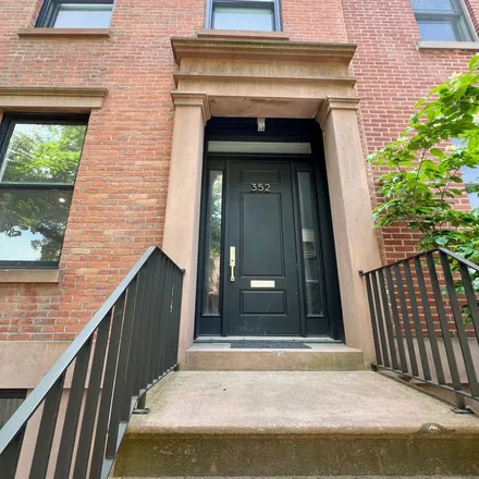Rent this 3 bed apartment on 352 Degraw Street in New York, NY 11231
