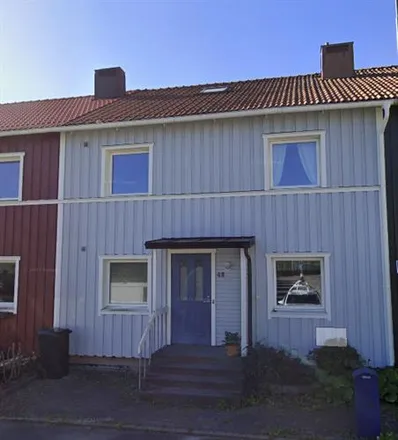 Rent this 7 bed townhouse on Radiomastgatan 48 in 421 43 Gothenburg, Sweden