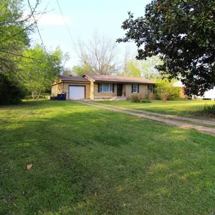 Buy this 4 bed house on 711 East 6th Street in Mountain Home, AR 72653
