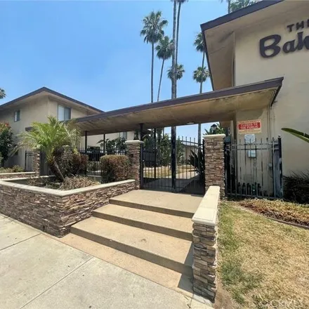 Buy this 39 bed house on 513 East Hurst Street in Covina, CA 91723