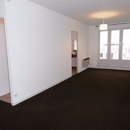 Rent this 1 bed apartment on 4 Rue Gambetta in 28200 Châteaudun, France