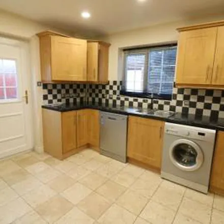 Rent this 4 bed apartment on Mount Farm Way in Capenhurst, CH66 2HE