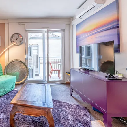 Image 3 - 56 Rue Haute-Seille, 57000 Metz, France - Apartment for rent