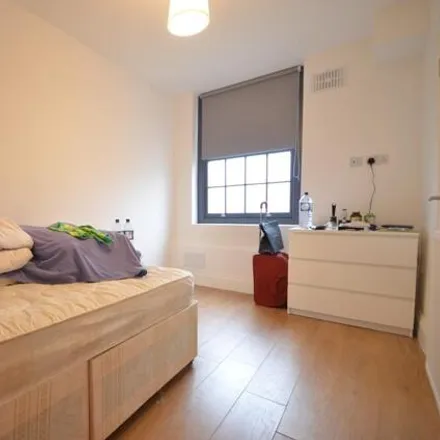 Image 3 - 20 Clutton Street, London, E14 6QN, United Kingdom - Room for rent