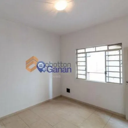 Rent this studio house on Avenida Santo Amaro 3853 in Campo Belo, São Paulo - SP