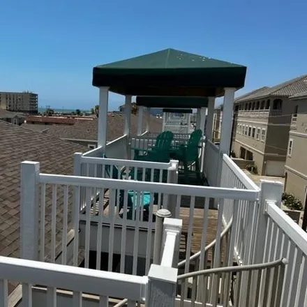 Image 7 - 14901 Windward Drive, Corpus Christi, TX 78418, USA - Townhouse for sale