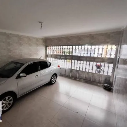 Rent this 3 bed house on Avenida Osvaldo Fregonezi in Alves Dias, São Bernardo do Campo - SP