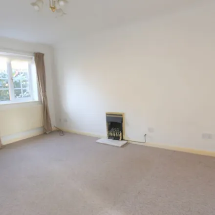 Image 2 - Jenkyns Close, Botley, SO30 2UP, United Kingdom - Apartment for rent
