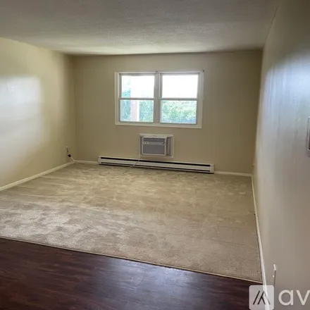 Image 3 - 9 Highland Ave, Unit 19B - Apartment for rent