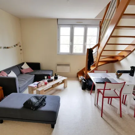 Rent this 3 bed apartment on 12 Rue du Chanoine Jean Brac in 49100 Angers, France