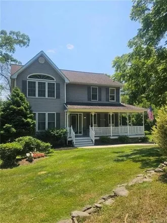 Image 1 - 1 W Green Rd, Rock Tavern, New York, 12575 - House for sale