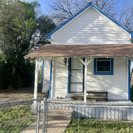 Buy this 2 bed house on Open Door Pentecostal Church in Corliss Street, San Antonio