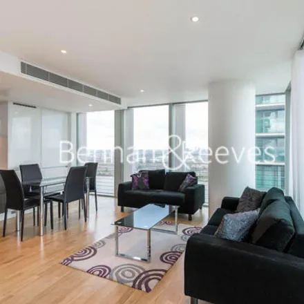 Rent this 2 bed room on Landmark East Tower in 24 Marsh Wall, Canary Wharf
