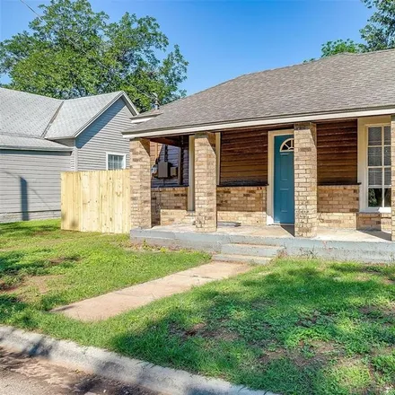 Image 2 - 508 West Heard Street, Cleburne, TX 76033, USA - House for sale