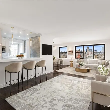 Buy this studio apartment on 111 EAST 85TH STREET 21F in New York
