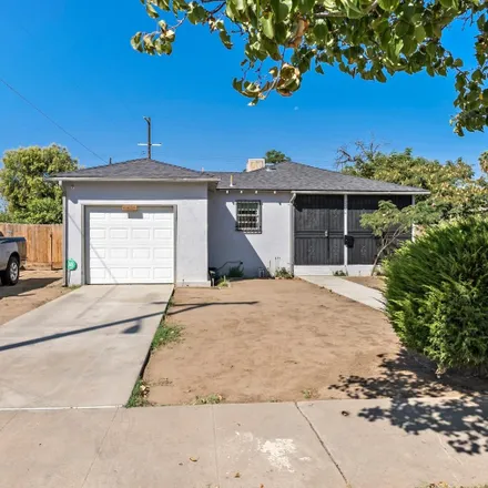 Buy this 2 bed house on 2544 South Holly Avenue in Fresno, CA 93706