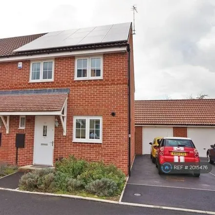 Rent this 3 bed duplex on Diamond Jubilee Close in Gloucester, GL1 4LR