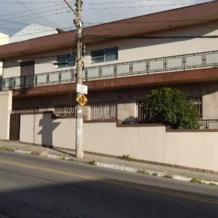 Buy this 4 bed house on Rua Carlo de Campo in Vila Nossa Senhora das Vitórias, Mauá - SP