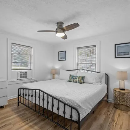 Rent this 2 bed apartment on Carolina Beach