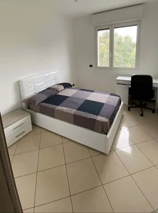 Rent this 5 bed room on Via Beltrame Cristiani in 1, 20162 Milan MI
