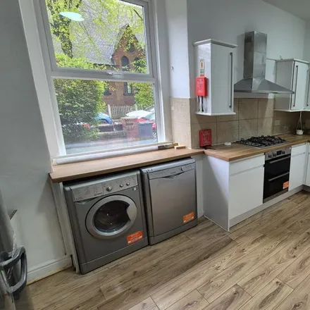 Image 1 - Northen Grove, Manchester, M20 2WL, United Kingdom - Duplex for rent